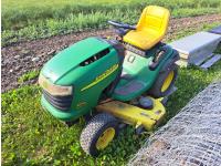 John Deere G110 54 Inch Ride On Lawn Mower