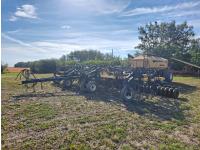 2012 Ezee-On 7550 37 Ft Air Seeder with Ezee-On 4400 Tow Behind Air Cart