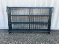 (8) 1-1/4 Inch X 7 Ft Mesh Sheep Panels