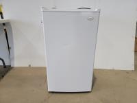 Sanyo Mini Fridge