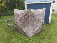 Pop Up Hunting Blind w/ Chair