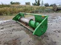 John Deere 212 12 ft Pickup Header