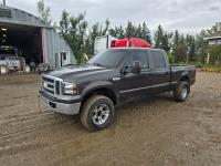 2005 Ford F250 4X4 Crew Cab Pickup Truck