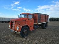 1973 Dodge C600 S/A Day Cab Grain Truck