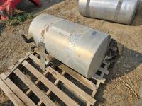 (1) 26 Inch X 47 Inch Hydraulic Tank