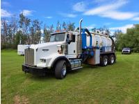 2004 Kenworth T/A Day Cab Vacuum Truck