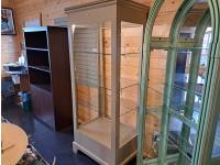 Lighted Store Display Cabinet with Glass Shelves