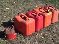 (4) Poly 20 Liter Jerry Cans & (1) Antique Metal 1 Gallon Can