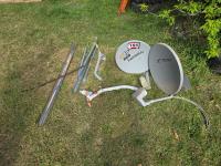 (2) Satellite Dishes & Tripod