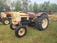 1960 Cockshutt 570 2WD  Tractor