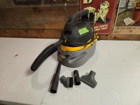 Stinger Wet/Dry Shop Vac