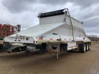 2018 Midland 3000X Tri-Axle Clam Bottom Dump Trailer