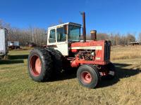 1967 International 1256 2WD  Tractor