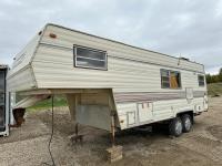 1988 Travelaire Rustler 24 Ft T/A 5th Wheel Travel Trailer