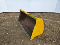 Caterpillar 74 Inch Smooth Edge Bucket