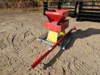 Farm King 10 Inch Roller Mill