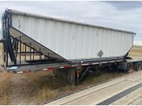 2001 Lode King Super B Grain Trailers