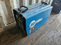 Miller XMT 450 MPa Welder