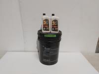 (2) 946Ml 5W30 Oil, (1) 18.9L Shell Hydraulic Oil S2VVT22