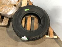 (1) Doublestar 245/75R16 Tire