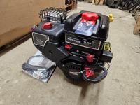 Briggs & Stratton 250 cc Gas Engine