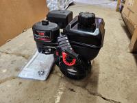 Briggs & Stratton XR Professional 3.5 HP Gas Engine