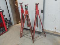 Qty of (3) Adjustable Tripod Stands