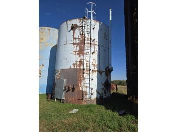 Appx 750 Barrel Tank Grain Bin Conversion