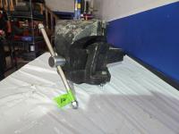 8 Inch Bench Vise