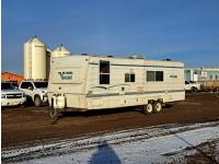 2005 Vanguard 26 Ft T/A Travel Trailer