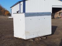 Insulated 8 Ft Ice Fishing Shack