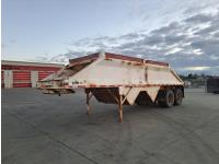 1992 Midland 28 Ft T/A Clam Bottom Dump Trailer