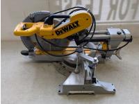 DeWalt 12 Inch Double Bevel Sliding Compound Miter Saw