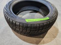 (1) Boto 215/45R17 Tire