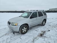 2005 Ford Escape 4WD  Sport Utility Vehicle