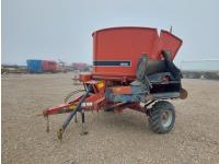 Case IH 8610 S/A Tub Grinder