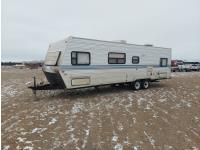 1997 Kit Sportsmaster 301T 27 Ft T/A Travel Trailer