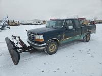 1995 Ford F150 XLT 4X4 Extended Cab Pickup Truck w/ Plow