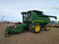 2005 John Deere 9760 STS  Combine