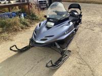 2006 Yamaha Venture Snowmobile