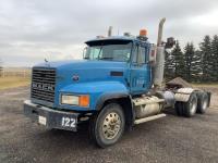 2001 Mack CL733 T/A Day Cab Truck Tractor