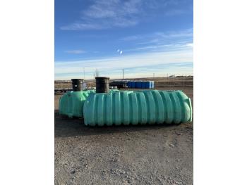 (1) 1500 Gallon Underground Poly Septic Tank