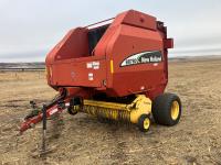 2004 New Holland BR780 Round Baler