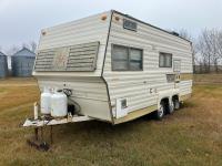 1977 Holidaire 20 Ft T/A Travel Trailer