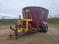 2008 Supreme 900T S/A Twin Screw Mixer Feed Wagon