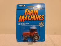 Case 7130 Farm Machines Die Cast Tractor