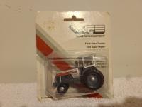 White Field Boss Die Cast Tractor