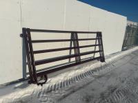 (10) 12 Ft Medium Duty 5 Bar Panels