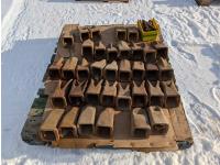 (35) Used Excavator Bucket Teeth