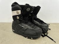 Nitro Snowboard Boots - Size 6